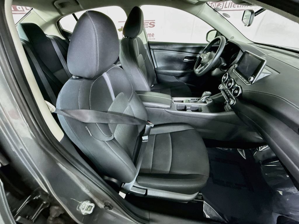 Certified 2024 Nissan Sentra SV FWD image 29