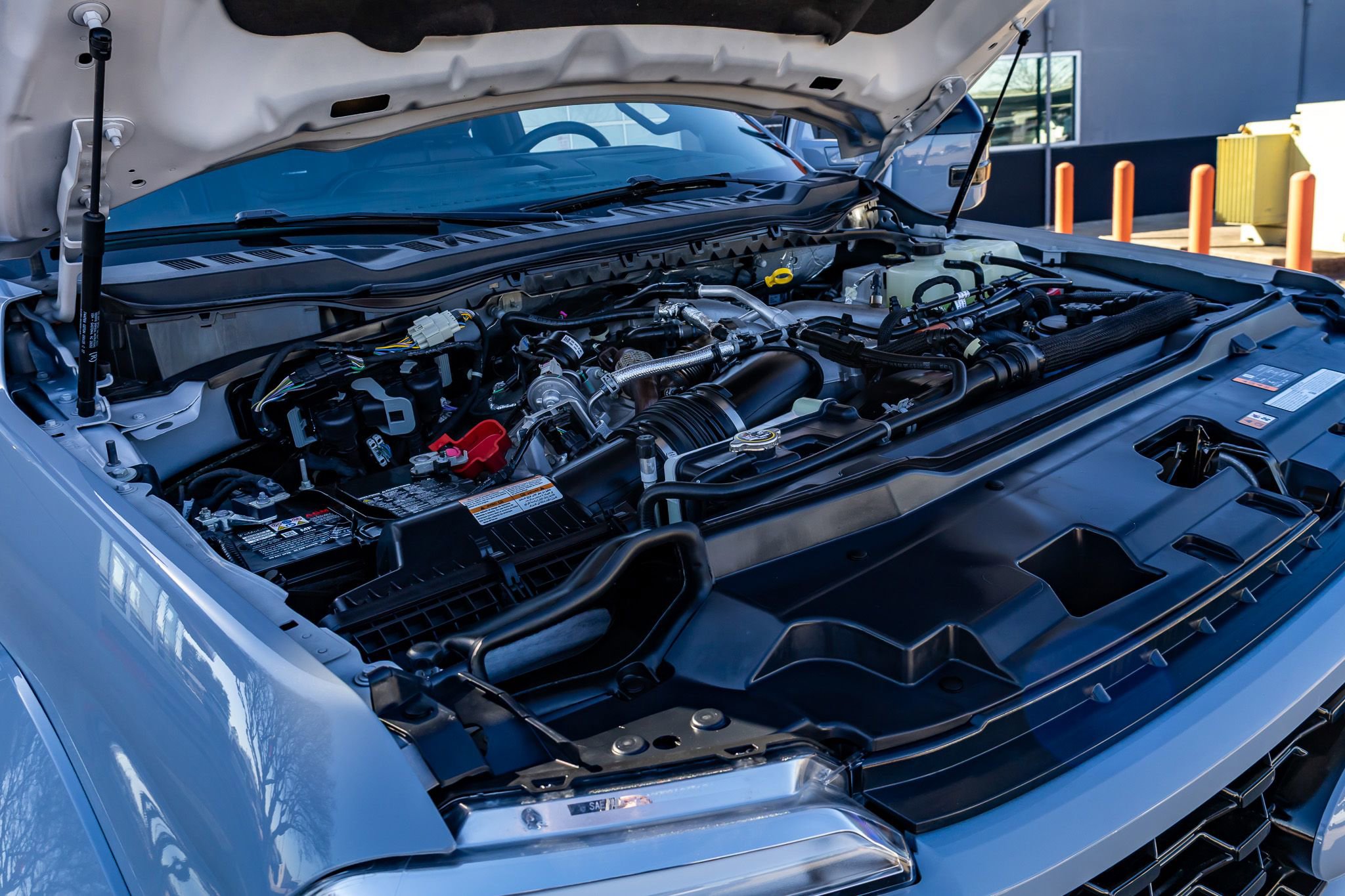 Used 2025 Ford F450 Platinum w/ FX4 Off-Road Package image 39