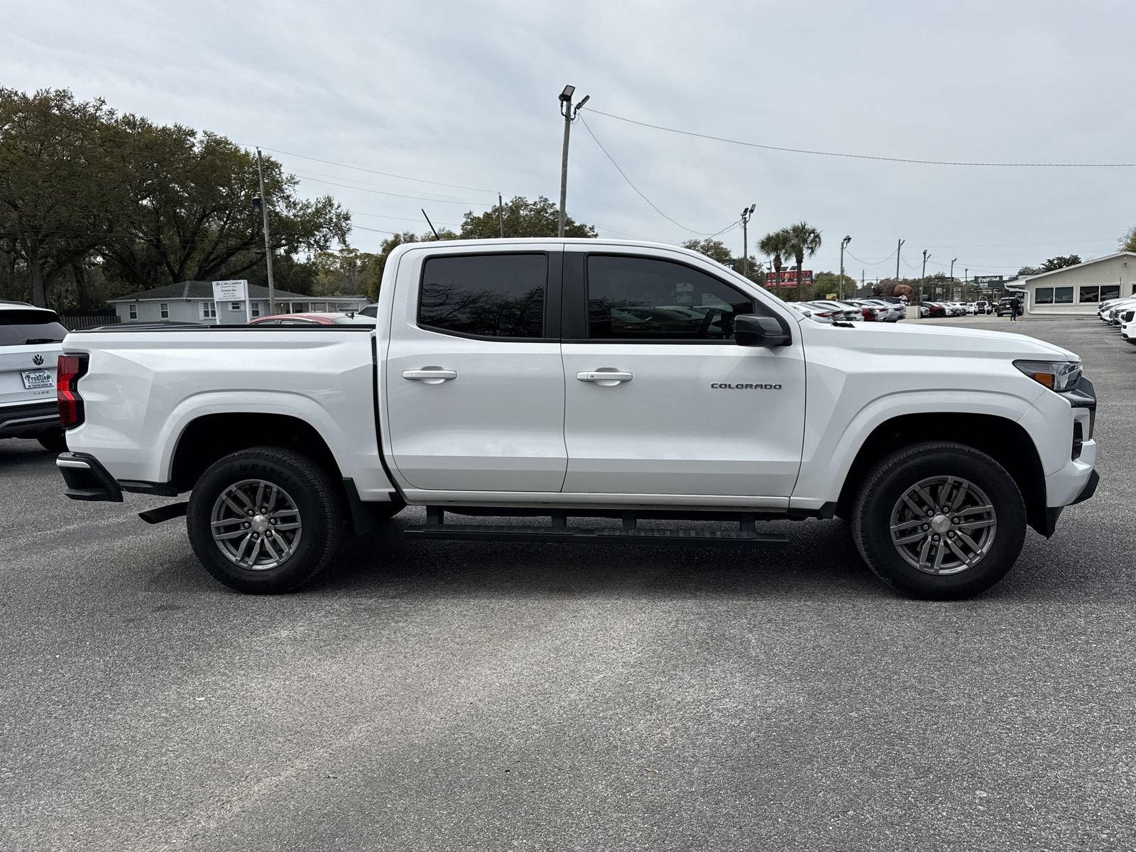 Used 2024 Chevrolet Colorado LT image 6