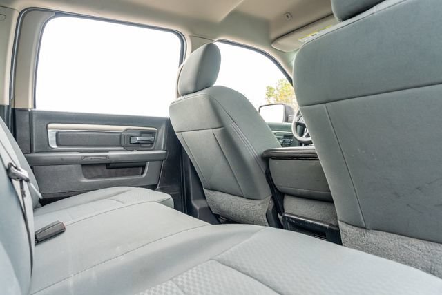 Used 2018 RAM 2500 SLT AWD/4WD image 37