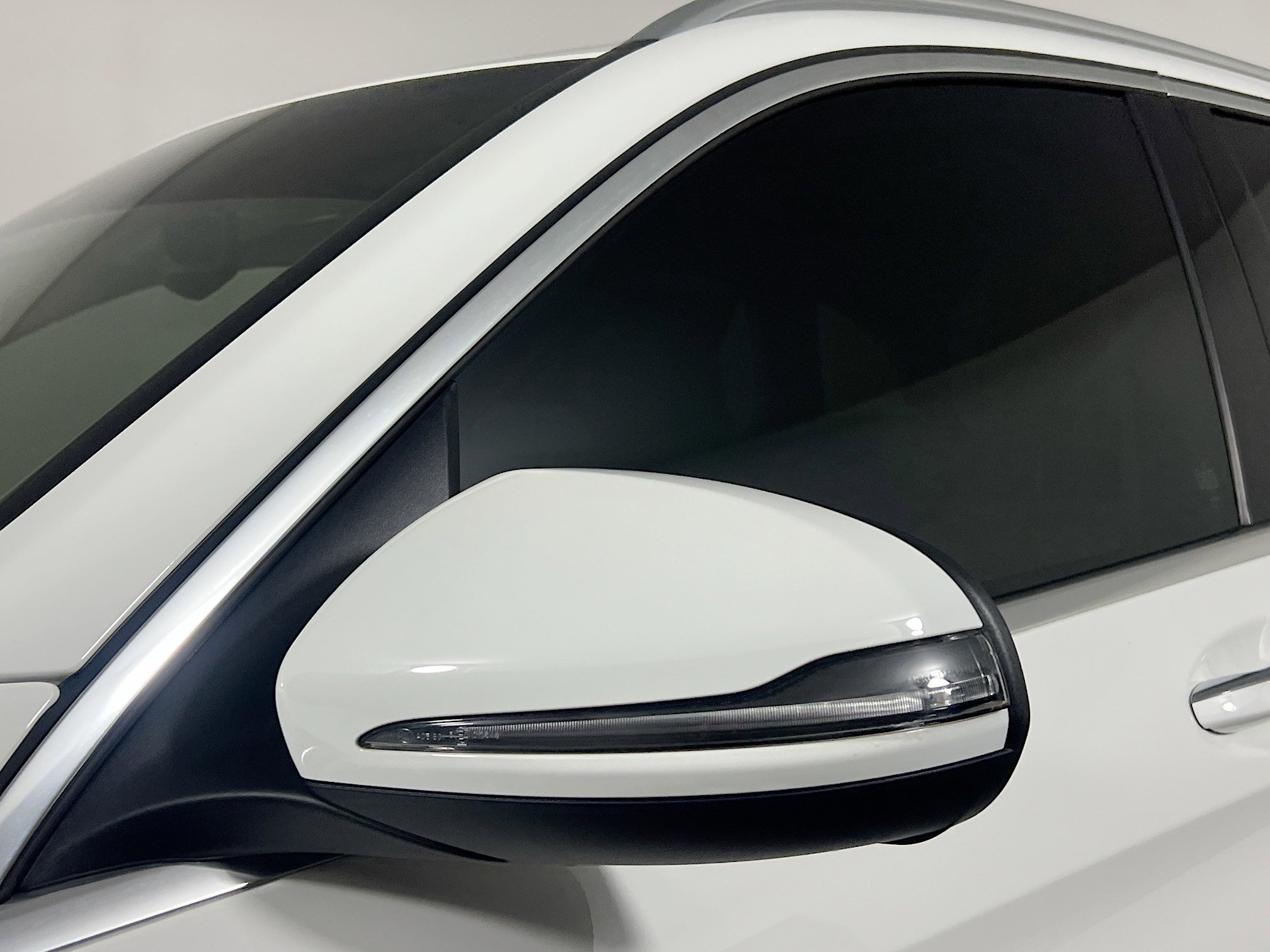 Used 2022 Mercedes-Benz GLC 300 4MATIC w/ Premium Package Lite image 12