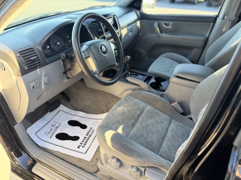 Used 2006 Kia Sorento 4WD image 9