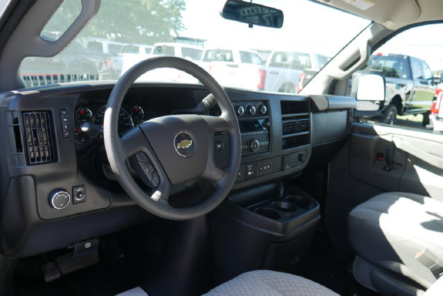 Used 2025 Chevrolet Express 2500 w/ Driver Convenience Package RWD image 15