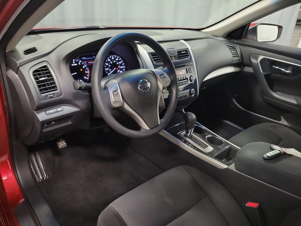 Used 2014 Nissan Altima 2.5 S FWD image 16