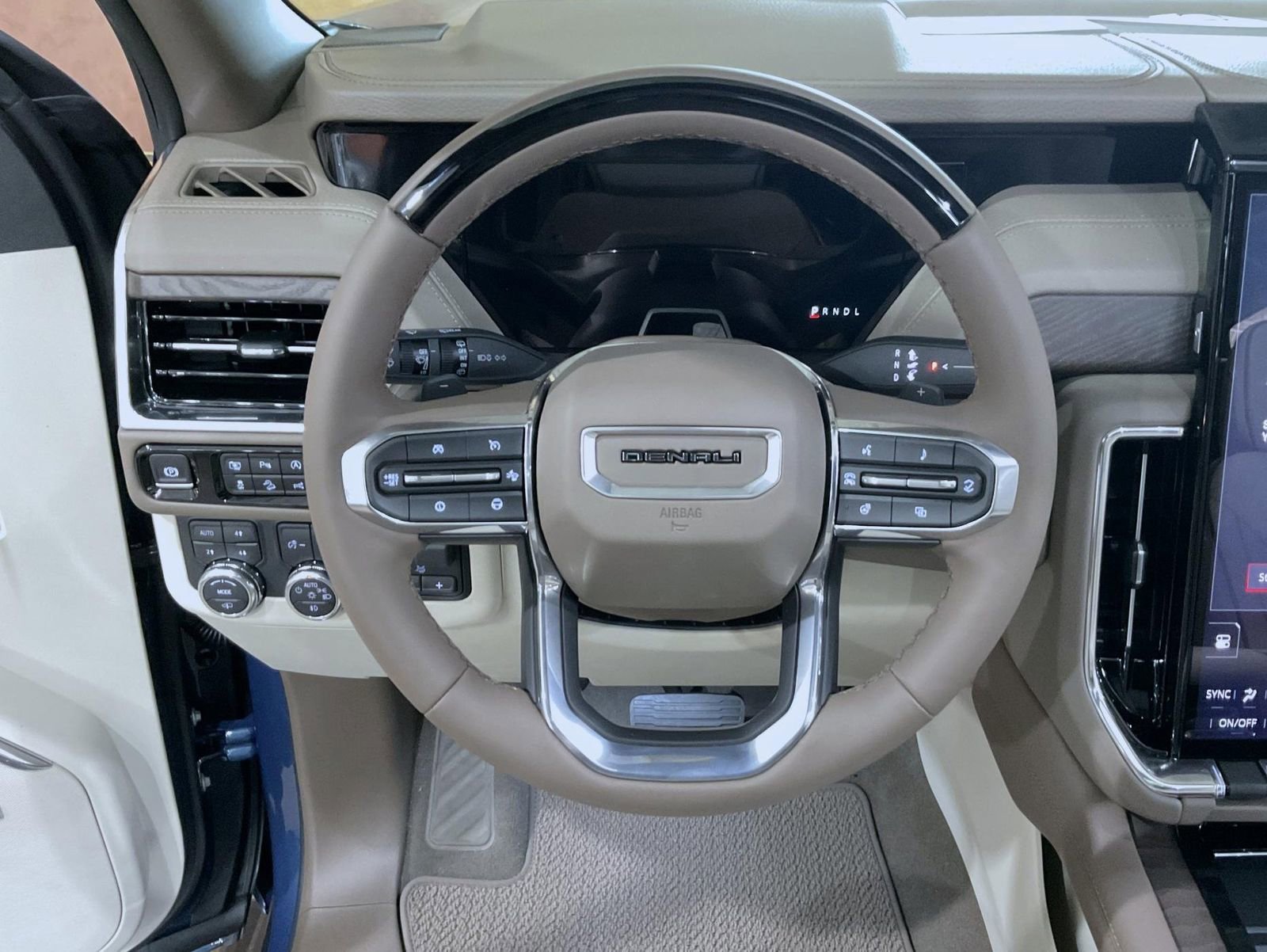 New 2026 GMC Yukon XL Denali image 11