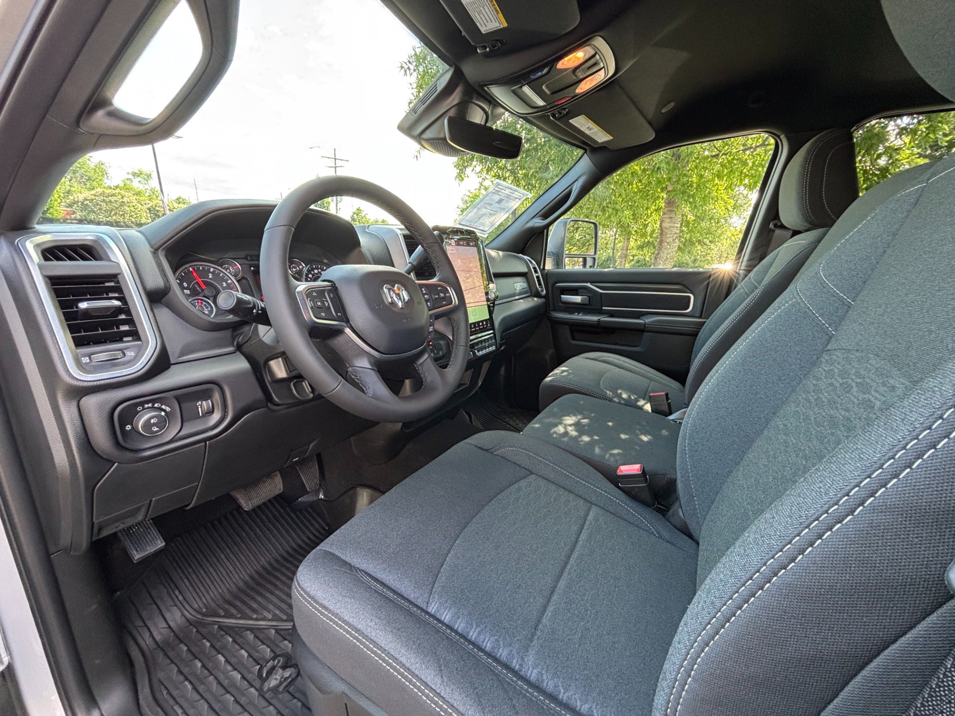 Used 2026 RAM 3500 Big Horn AWD/4WD image 10