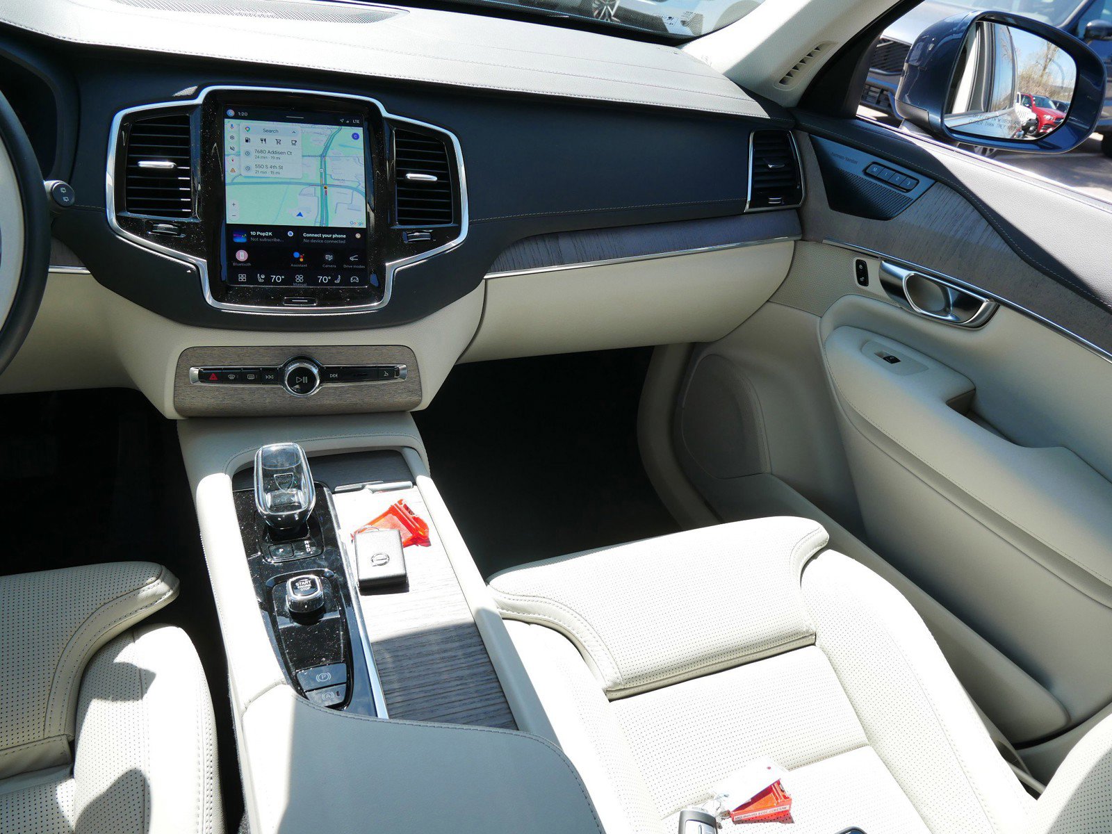 Certified 2023 Volvo XC90 B6 Ultimate AWD/4WD image 13