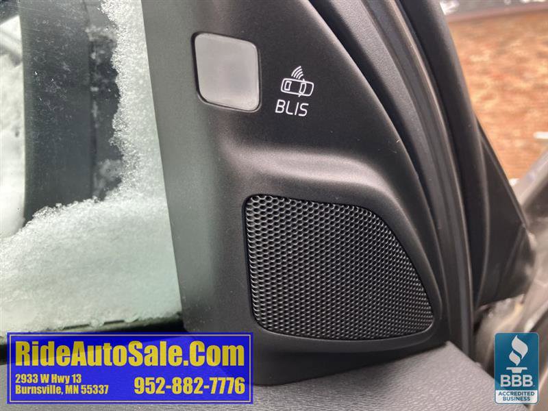 Used 2011 Volvo XC70 3.2 image 33