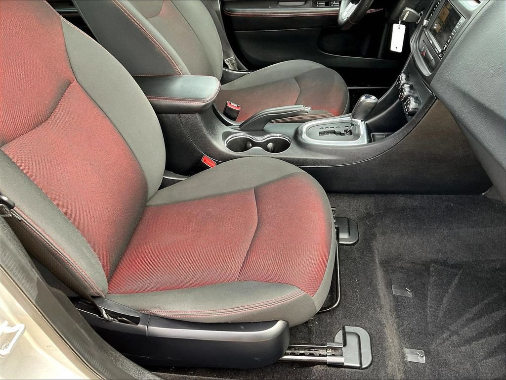 Used 2012 Dodge Avenger SXT Plus FWD image 28