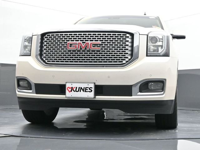 Used 2015 GMC Yukon Denali w/ Touring Package image 48