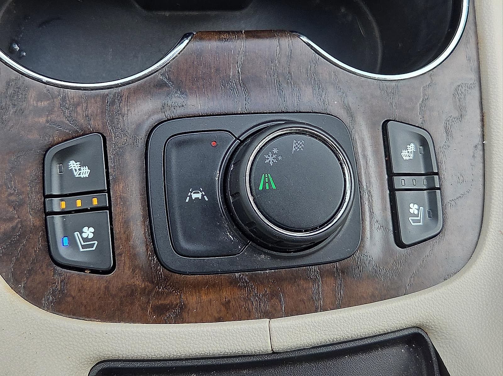 Used 2021 GMC Acadia Denali FWD image 20