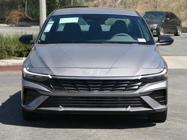 New 2025 Hyundai Elantra SEL w/ Cargo Package image 8