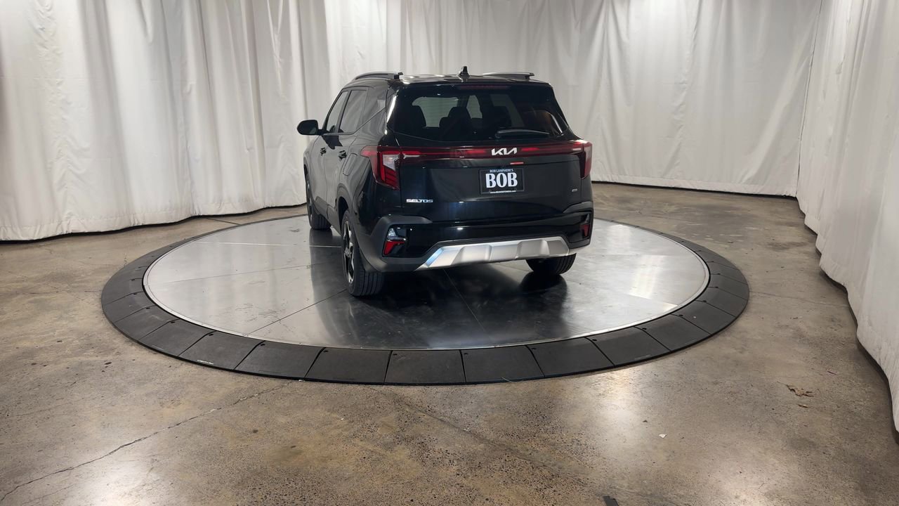 Certified 2025 Kia Seltos S image 8