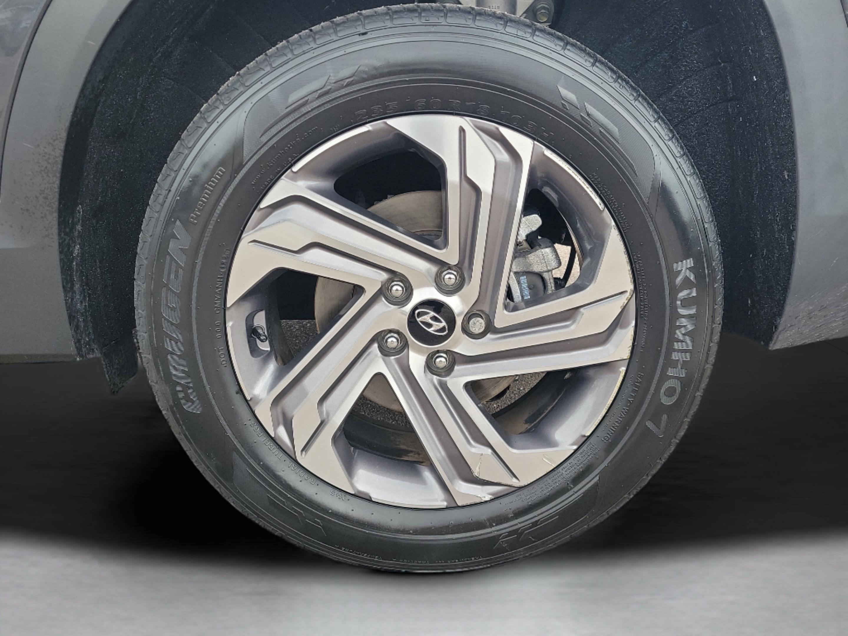 Certified 2023 Hyundai Santa Fe SE image 5