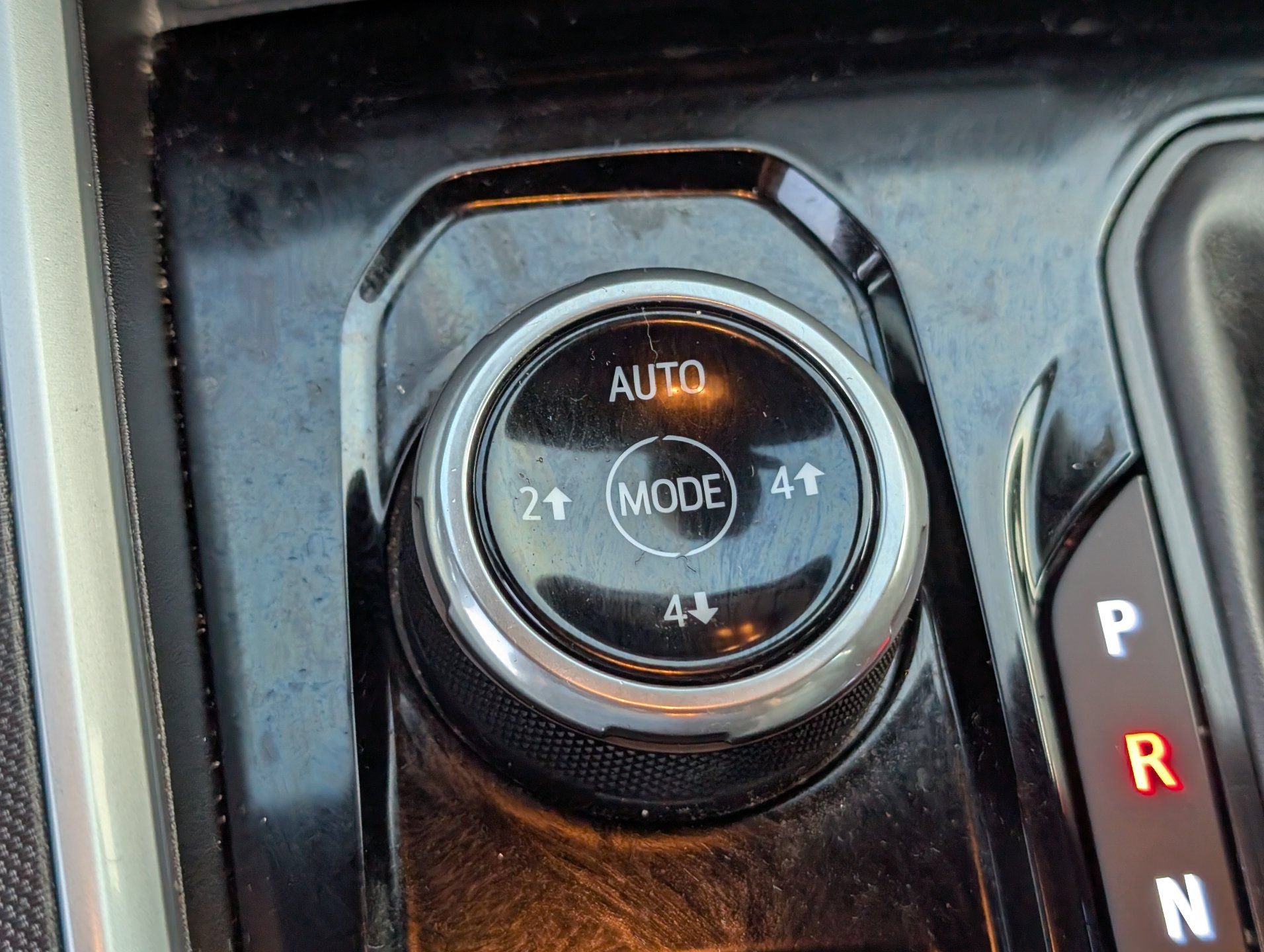 Used 2024 Chevrolet Colorado Trail Boss w/ Safety Package AWD/4WD image 23