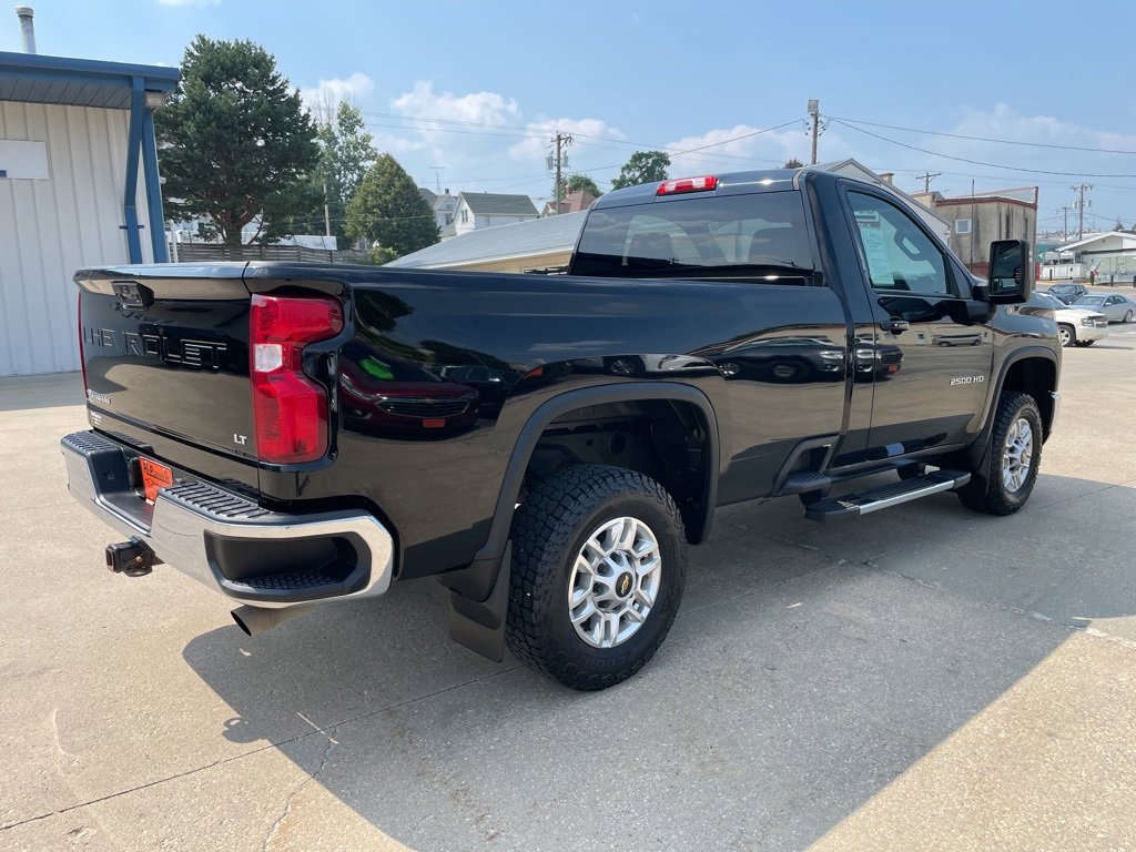 Used 2024 Chevrolet Silverado 2500 LT w/ Convenience Package image 15