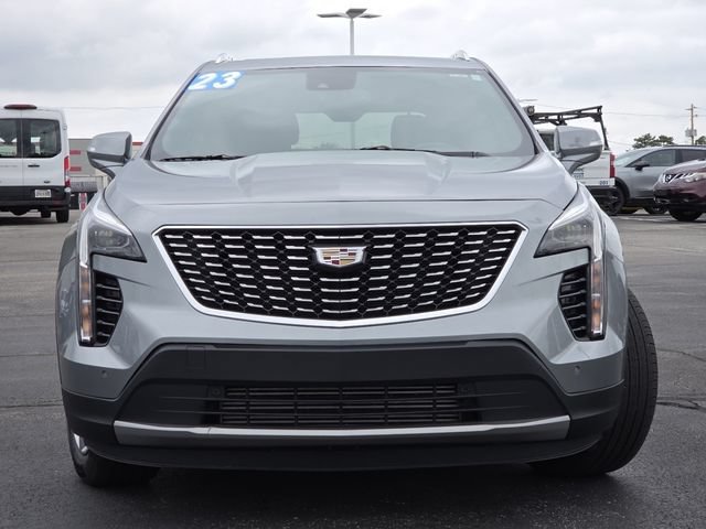 Used 2023 Cadillac XT4 Premium Luxury w/ Cold Weather Package FWD image 18