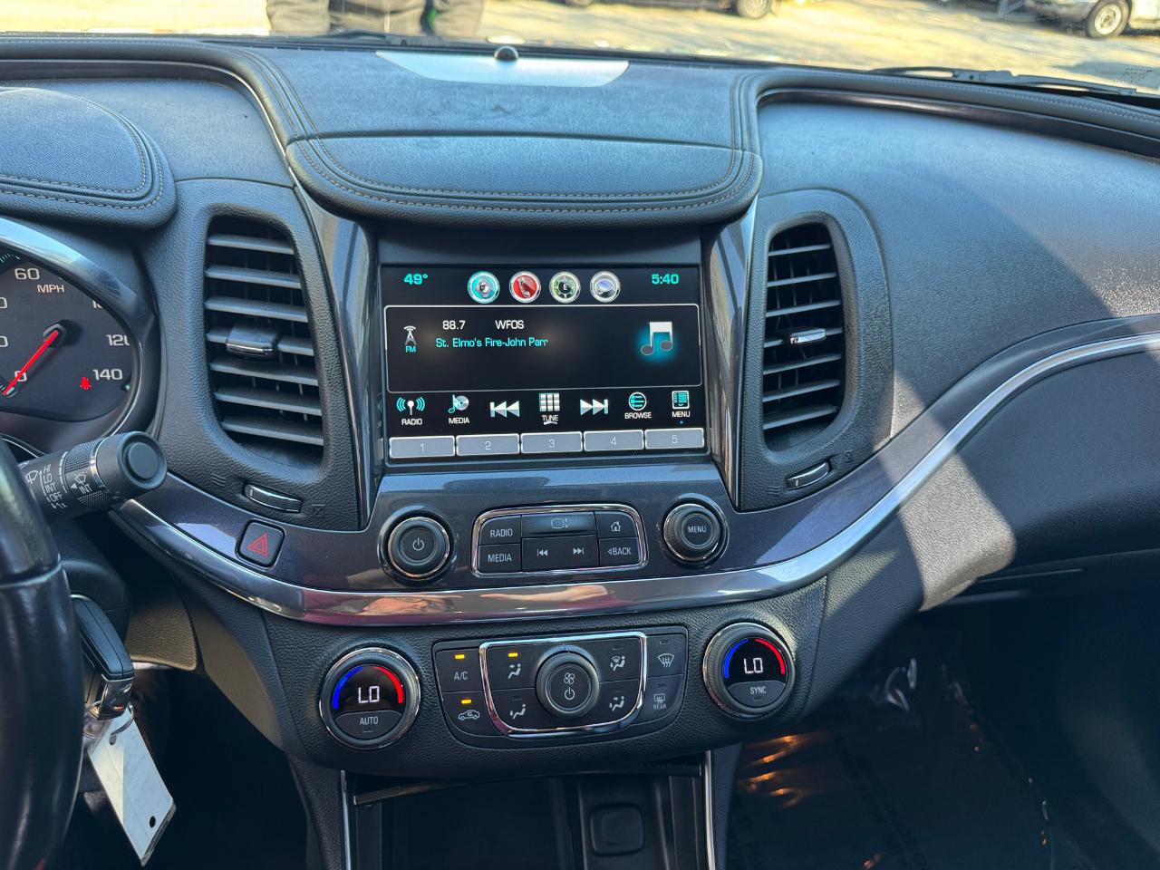 Used 2017 Chevrolet Impala LT image 22