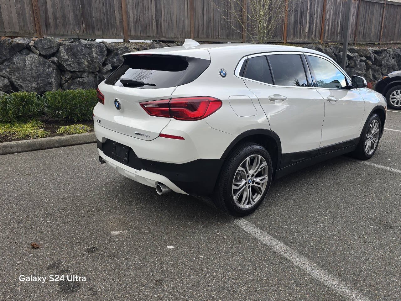 Used 2019 BMW X2 xDrive28i w/ Convenience Package AWD/4WD image 2