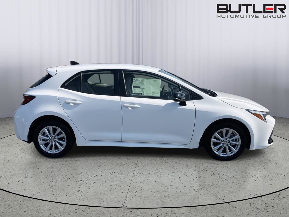 New 2026 Toyota Corolla SE FWD image 6
