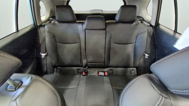 Used 2022 Toyota Corolla Cross XLE w/ Convenience Package AWD/4WD image 14