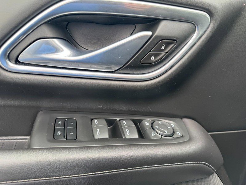 Used 2021 Chevrolet Tahoe Z71 w/ Luxury Package image 18