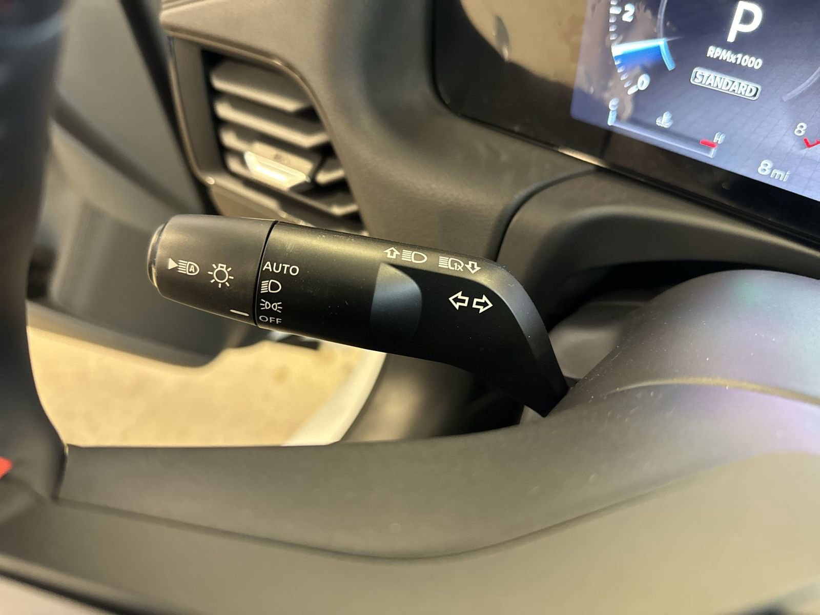 New 2026 Nissan Sentra SR w/ Floor Mat Package image 16