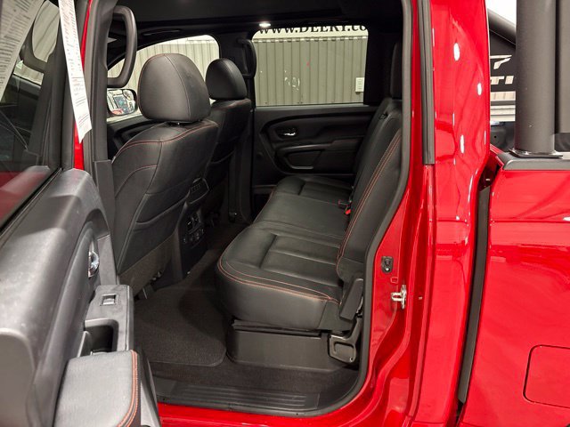 Used 2024 Nissan Titan PRO-4X w/ Pro-4x Convenience Package AWD/4WD image 12