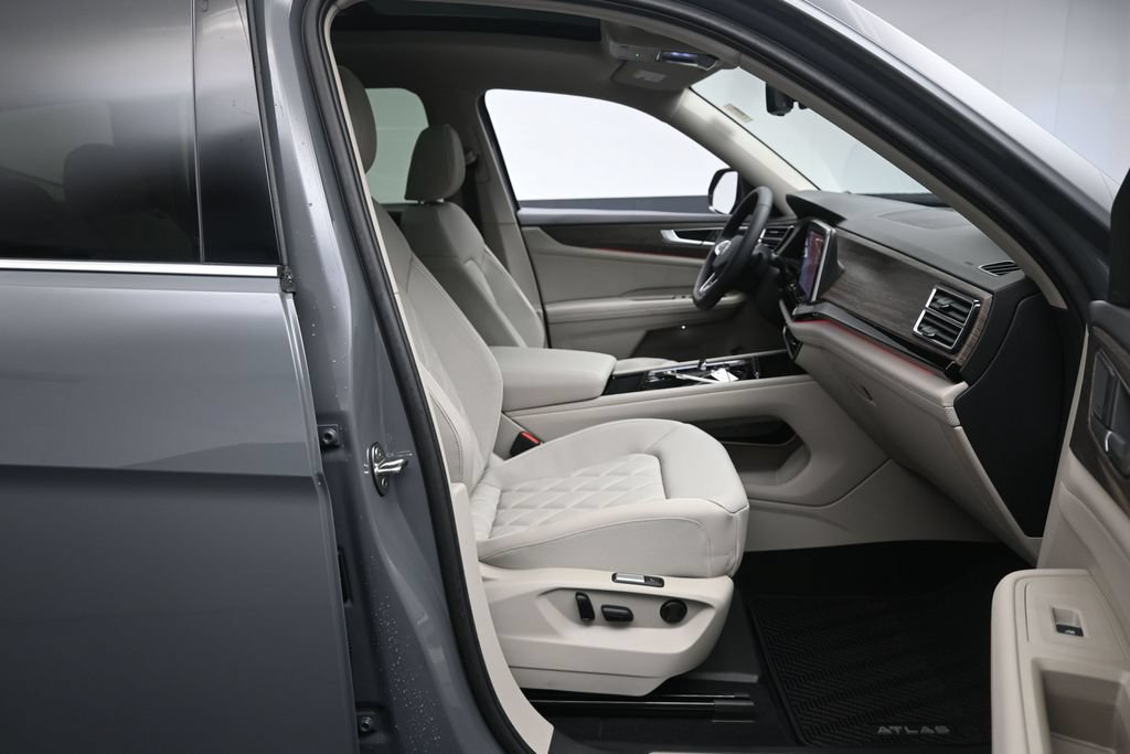 New 2026 Volkswagen Atlas SEL Premium R-Line AWD/4WD image 29