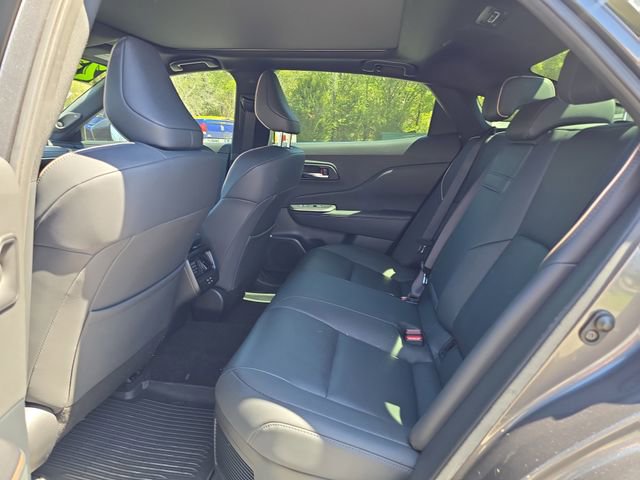 Used 2023 Toyota Crown Limited image 13