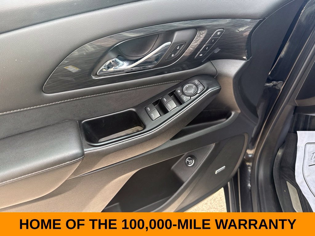 Used 2023 Chevrolet Traverse High Country AWD/4WD image 18