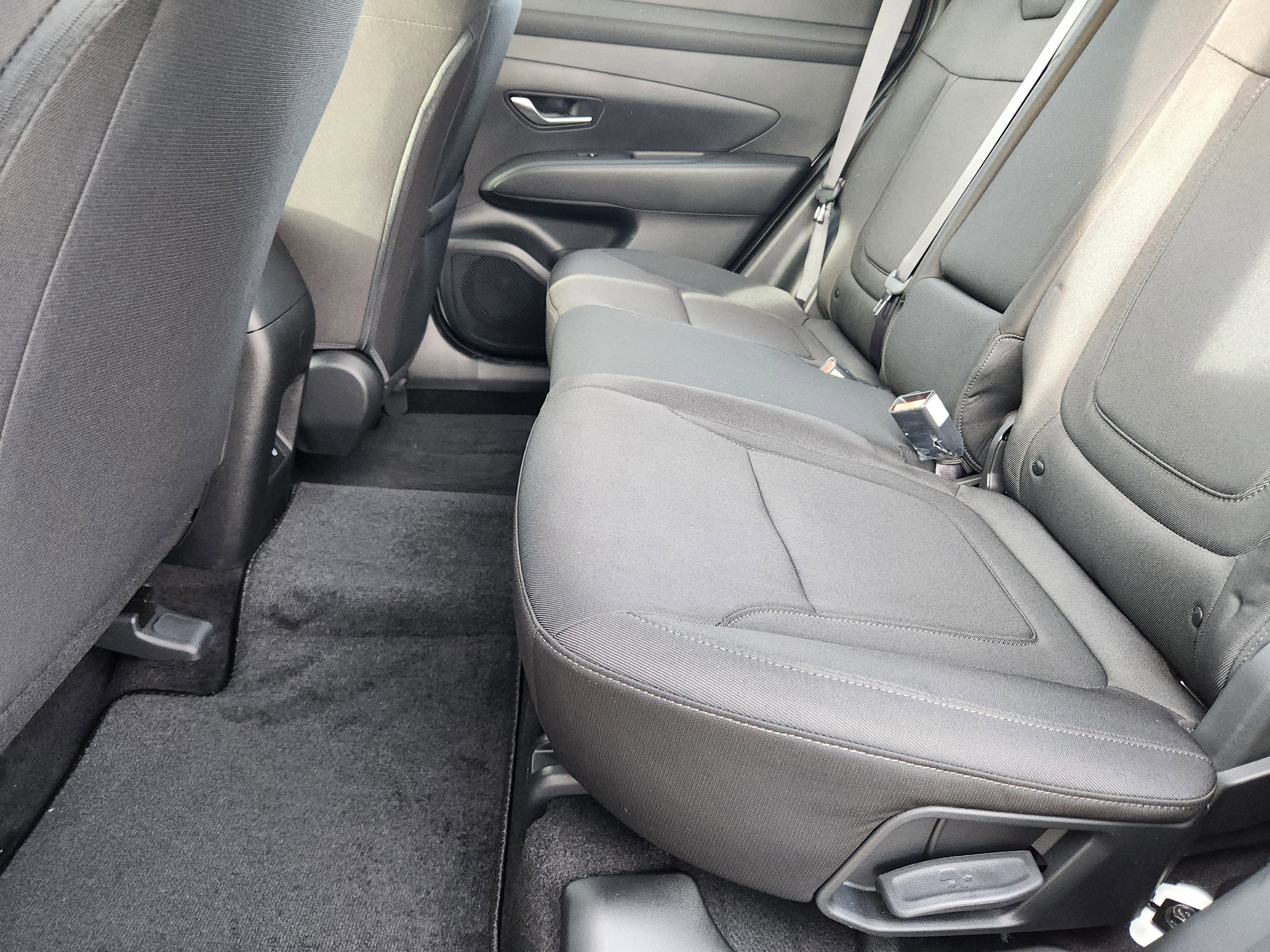 New 2026 Hyundai Tucson SE image 10