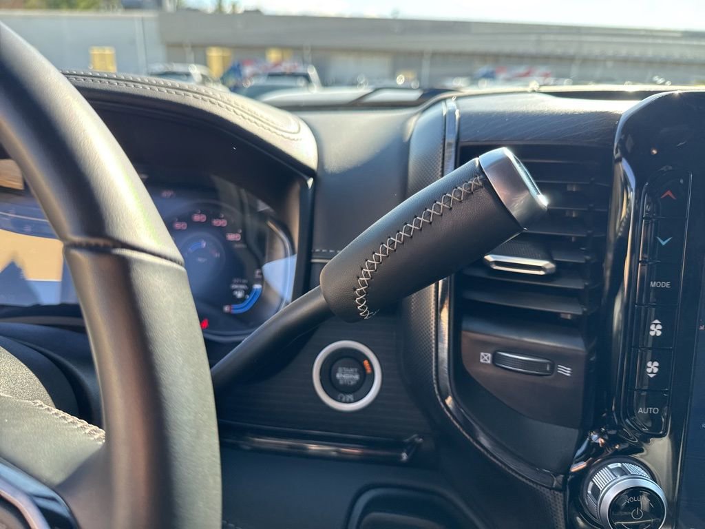 Used 2024 RAM 2500 Limited image 16