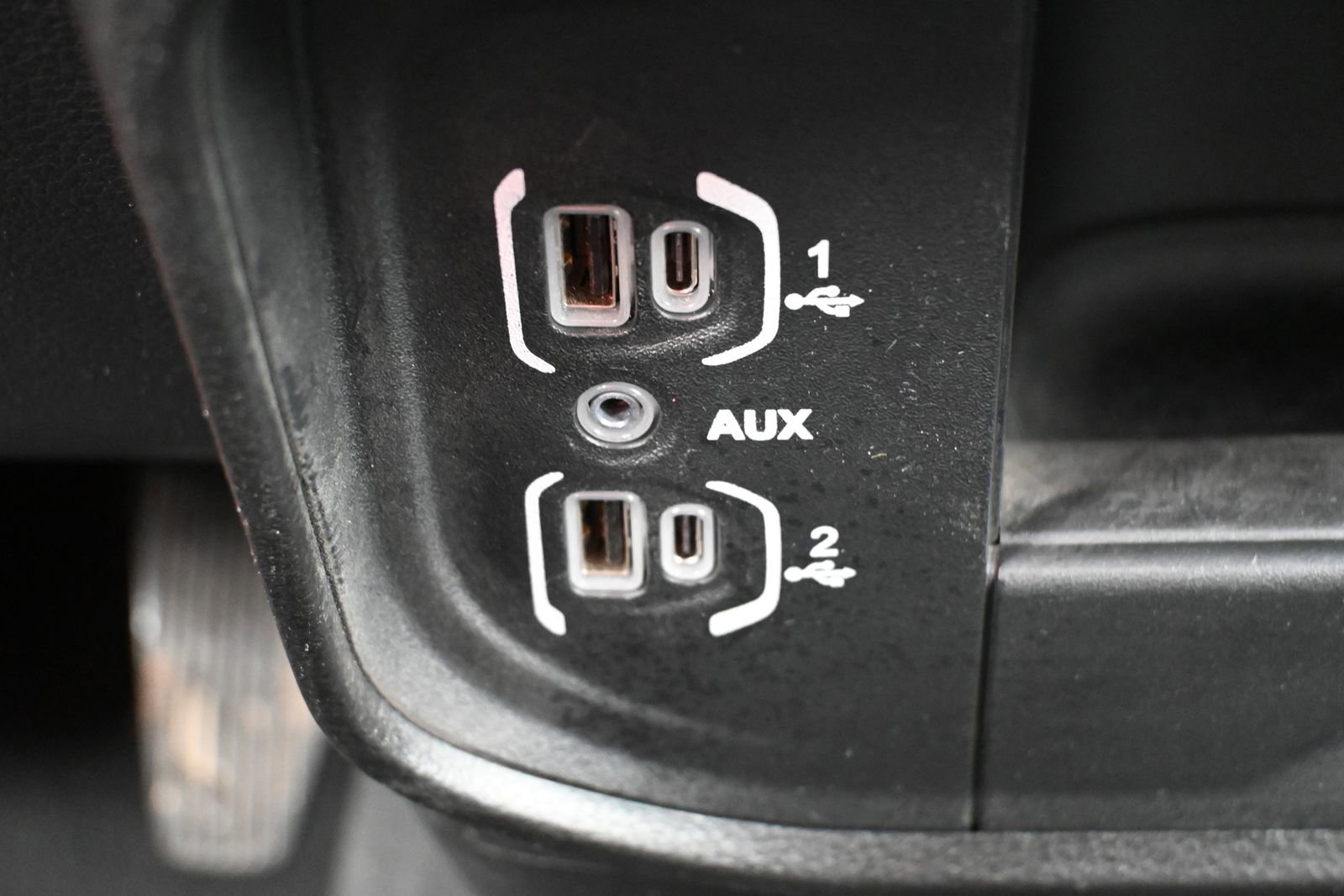 Used 2024 RAM 2500 Big Horn AWD/4WD image 22
