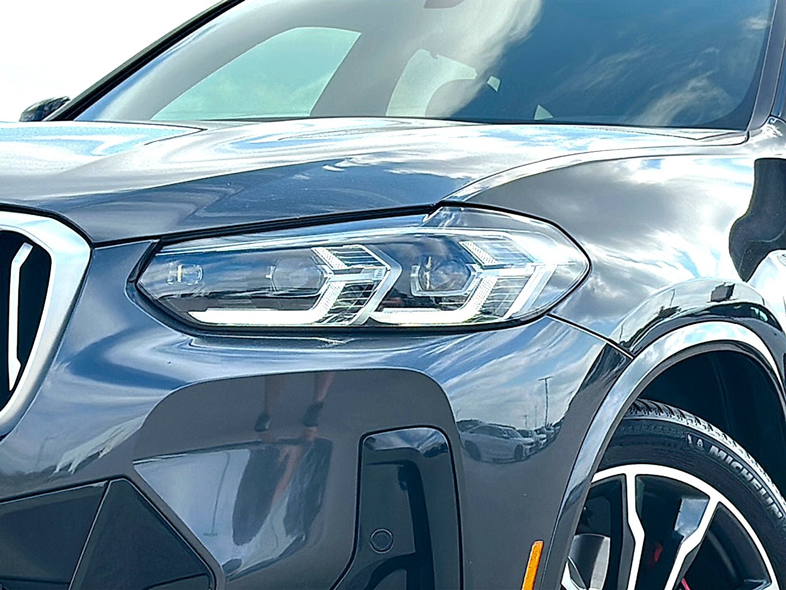 Used 2022 BMW X3 xDrive30i w/ M Sport Package 2 AWD/4WD image 4