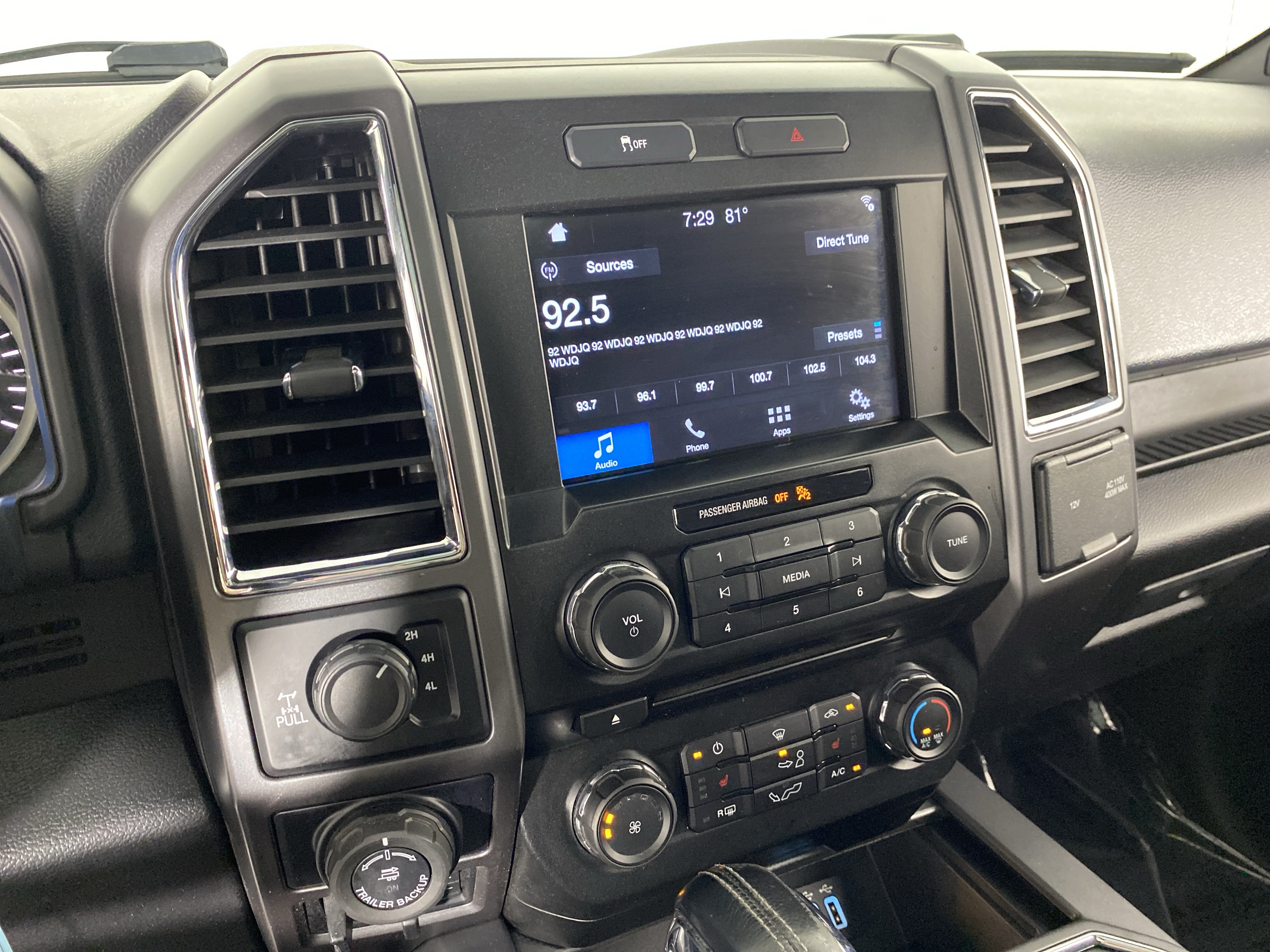 Used 2016 Ford F150 XLT w/ Equipment Group 302A Luxury AWD/4WD image 26