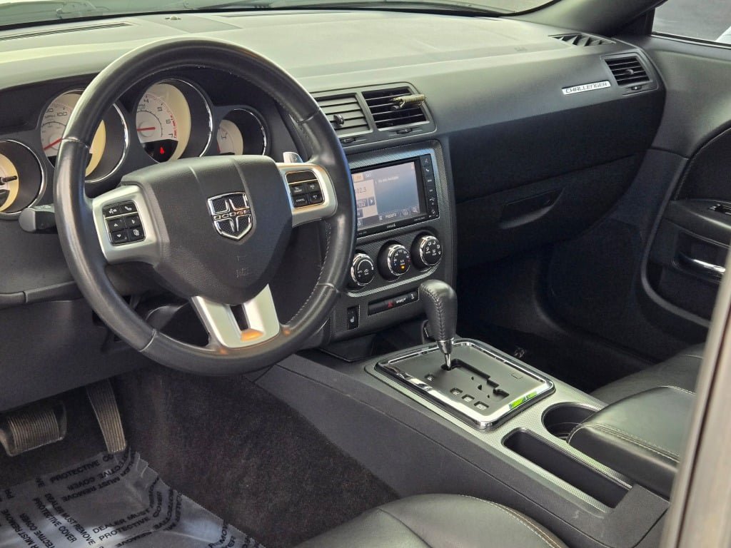 Used 2012 Dodge Challenger R/T Plus RWD image 18