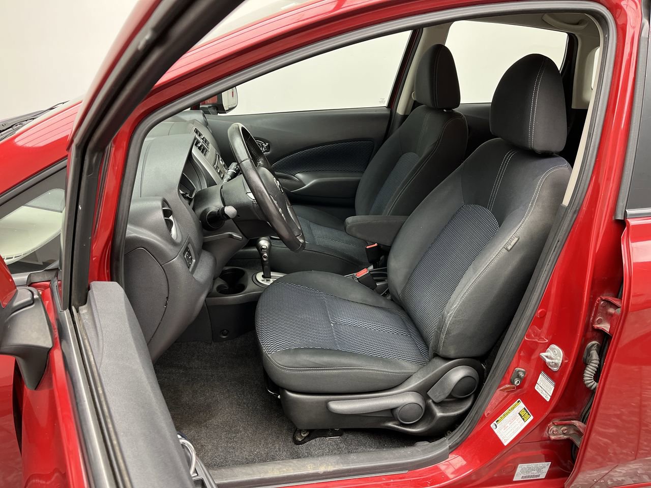 Used 2014 Nissan Versa Note SV w/ SL Package FWD image 8