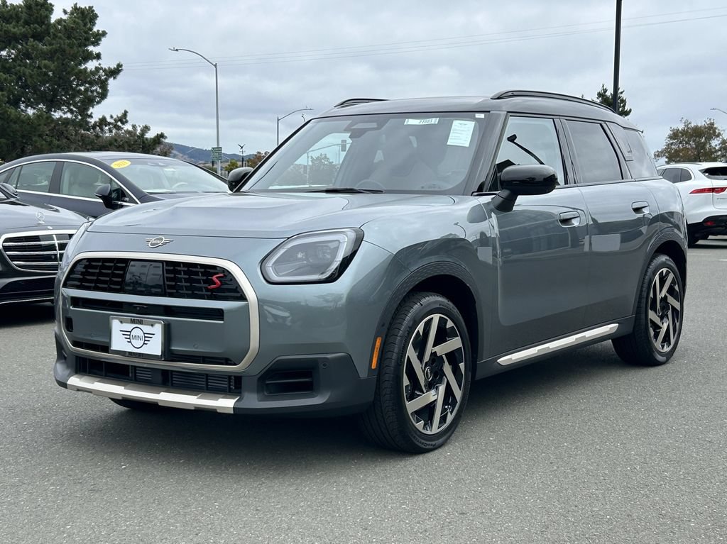 New 2027 MINI Cooper Countryman S w/ Comfort Package Max