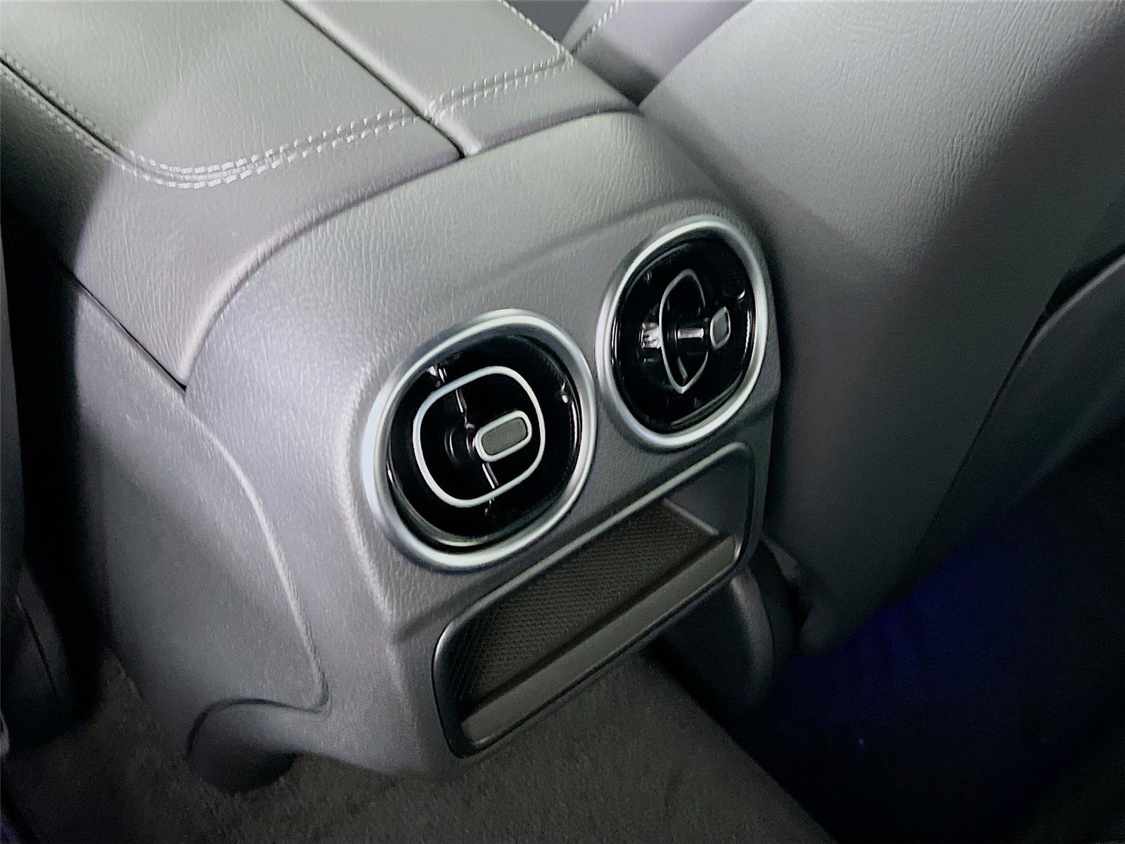 New 2026 Mercedes-Benz C 300 4MATIC Sedan image 23