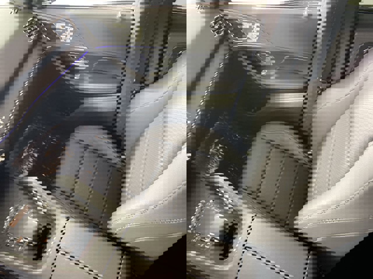 Used 2025 Mercedes-Benz GLE 350 4MATIC image 20