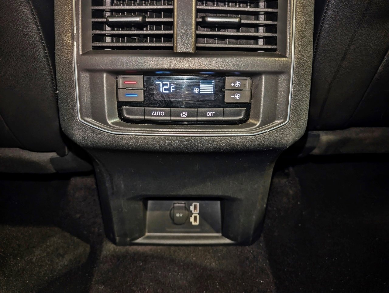 Used 2018 Volkswagen Atlas SE image 43