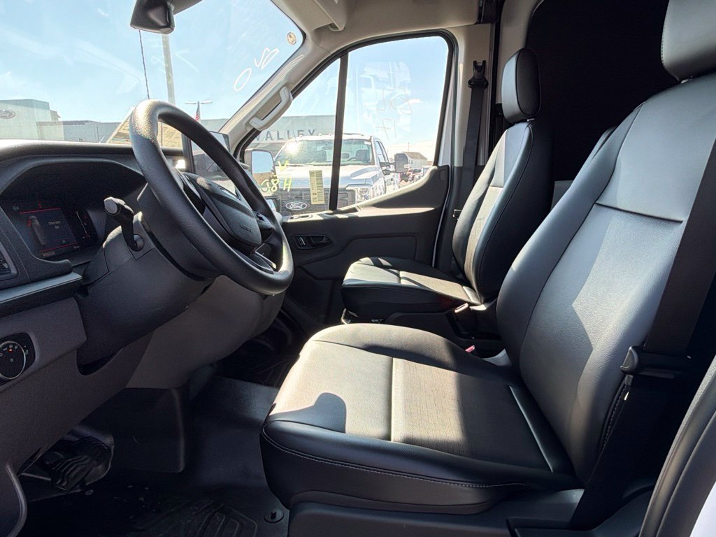 New 2027 Ford Transit 250 148 Medium Roof w/ Load Area Protection Package RWD image 17