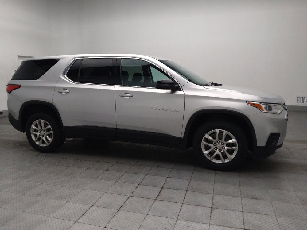 Used 2021 Chevrolet Traverse LS FWD image 11