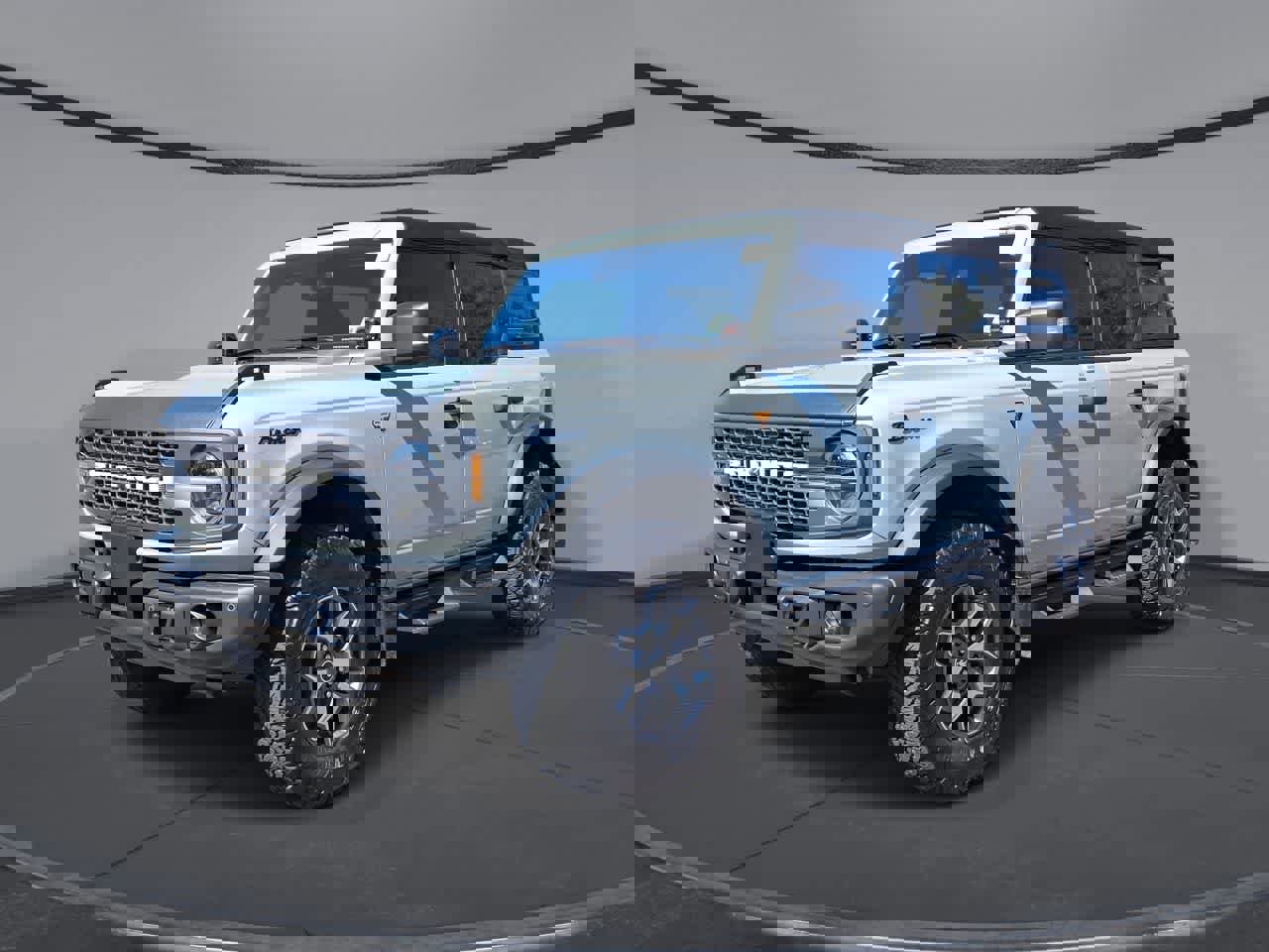 Used 2023 Ford Bronco Badlands image 1