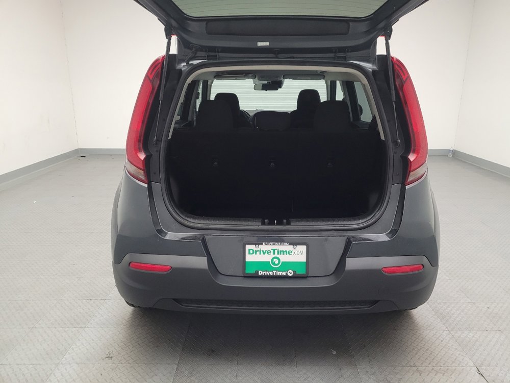 Used 2020 Kia Soul S FWD image 29