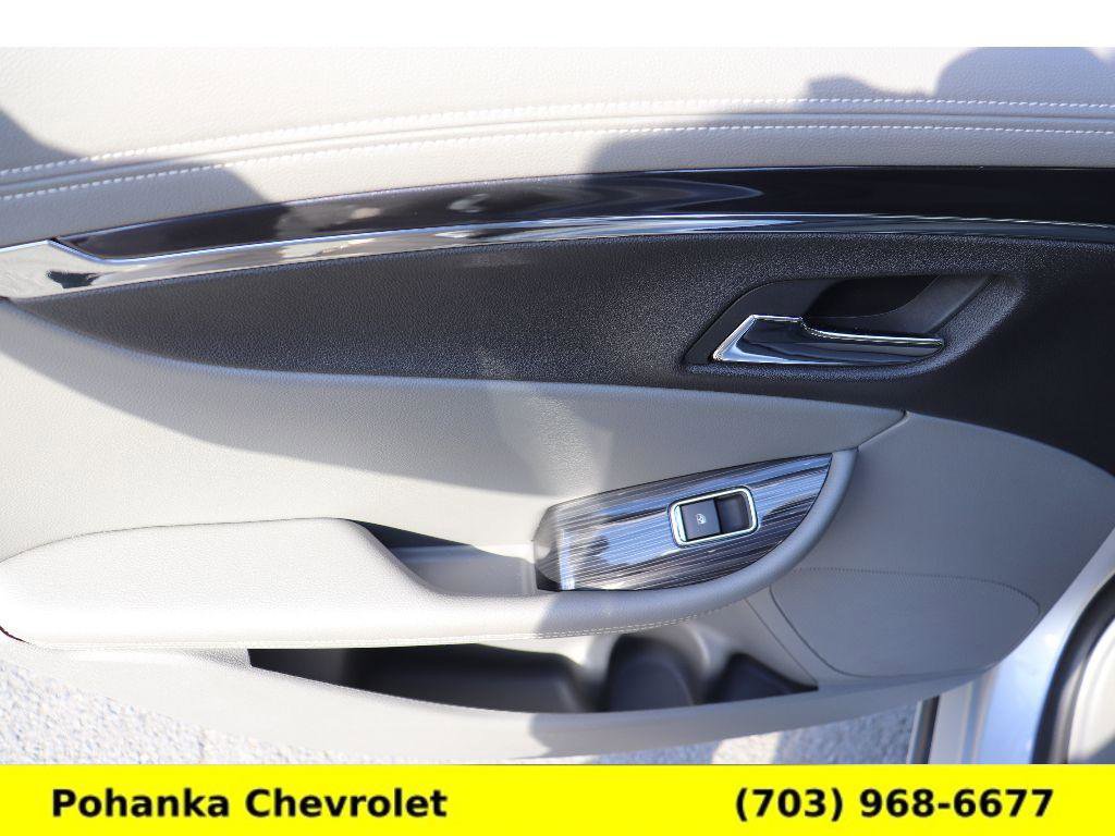 Used 2017 Chevrolet Impala LT w/ Leather Package image 24