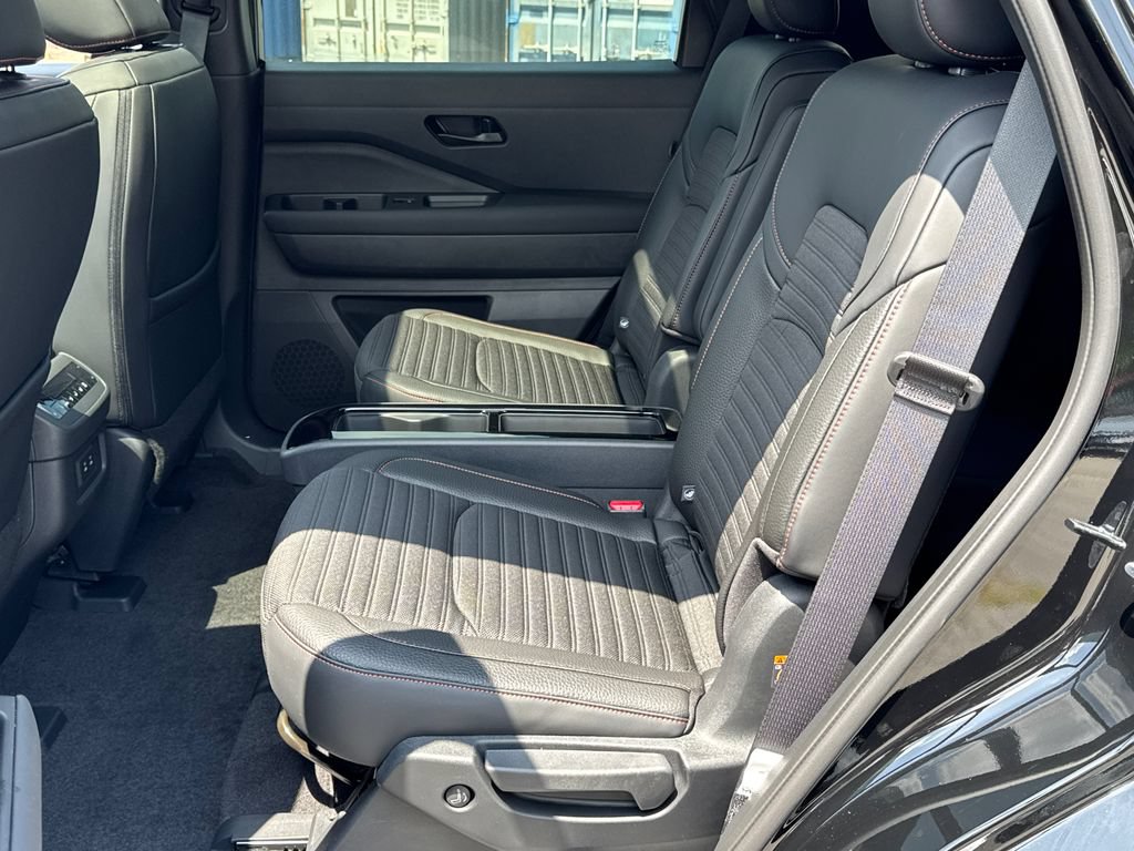 New 2026 Nissan Pathfinder Rock Creek w/ Rock Creek Premium Package AWD/4WD image 19