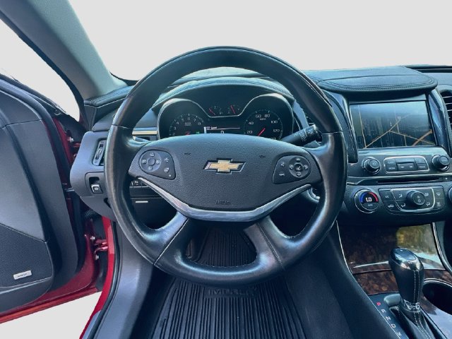 Used 2014 Chevrolet Impala LTZ FWD image 11