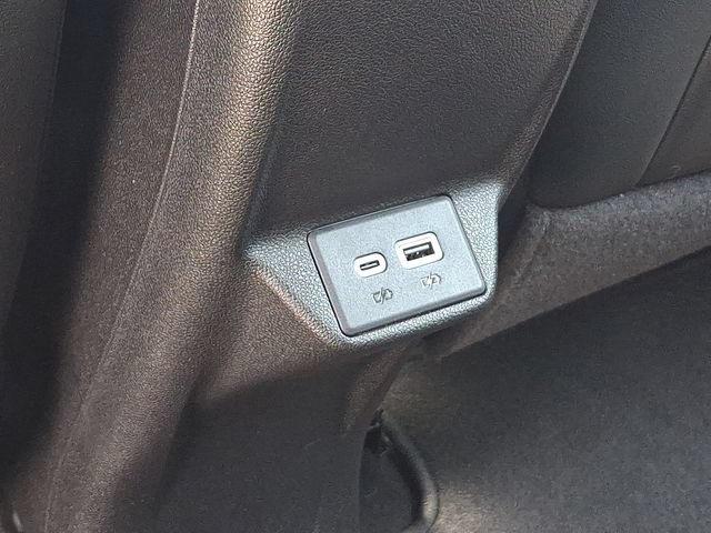 Used 2023 Chevrolet Bolt LT w/ Infotainment Package FWD image 22